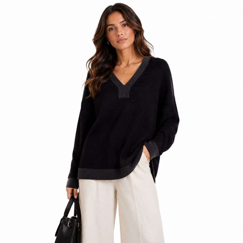 New Barefoot Dreams Women's Sz M CozyChic Ultra Lite V-Neck Tunic Sweater Black